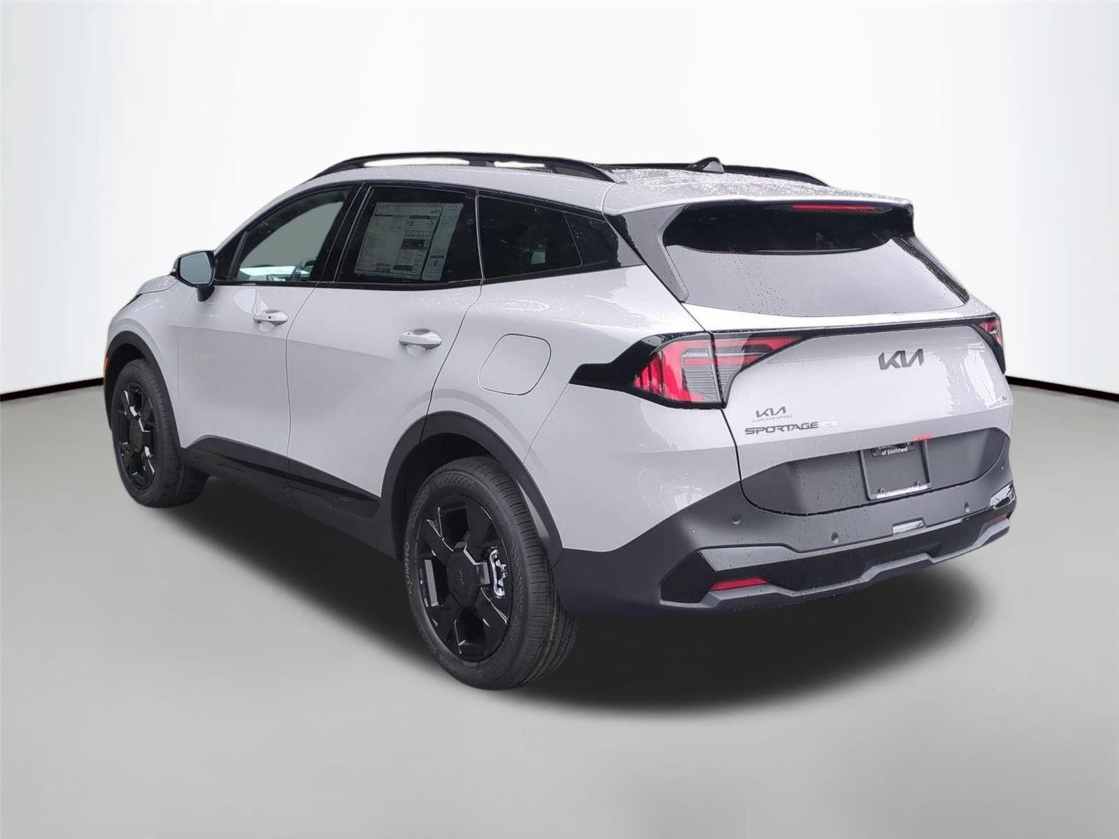 New 2027 WOLF GRAY KIA  image 3