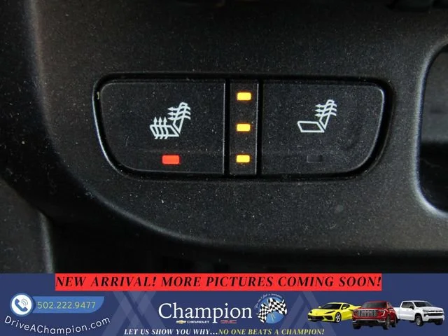 Used 2019 SHADOW GRAY METALLIC Chevrolet 4WD Z71 image 16