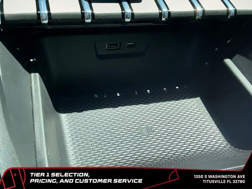 New 2026 Glacier White Tricoat GMC Denali image 28