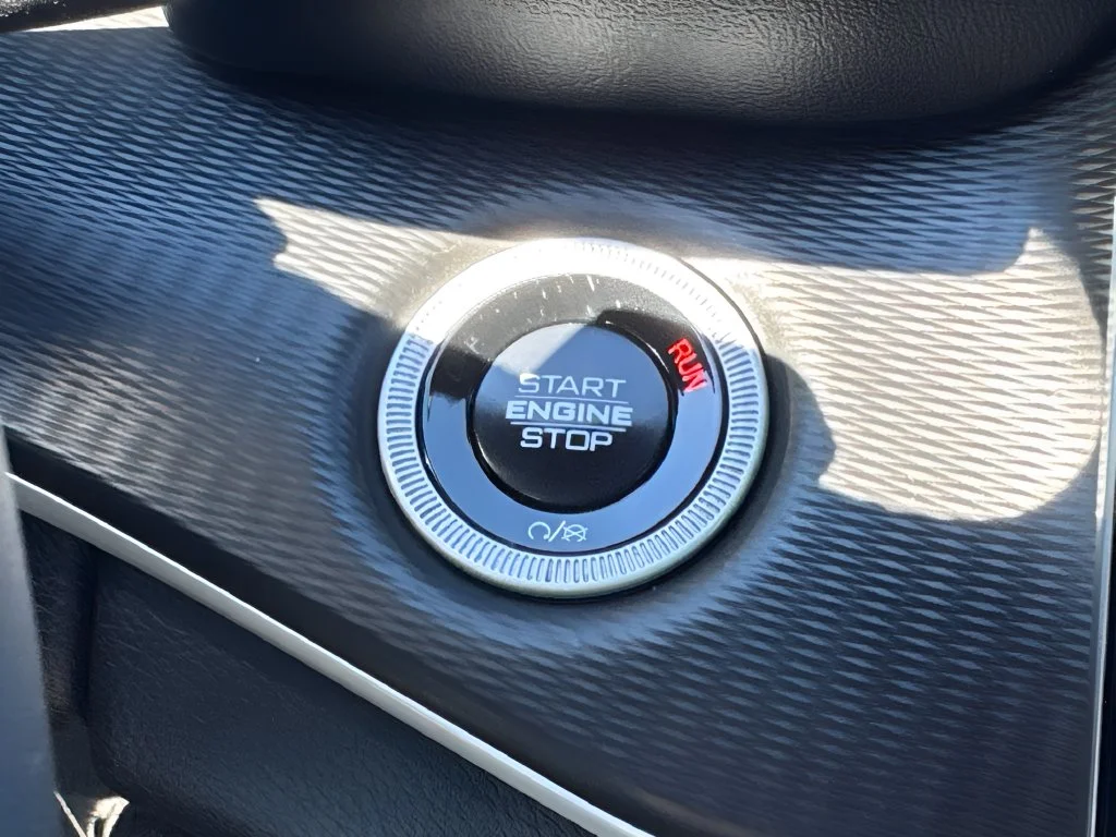 Used 2024 Silver Jeep Laredo image 19