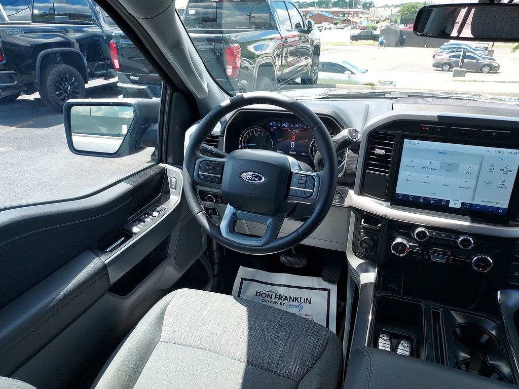 Used 2023 Gray Ford XLT image 15