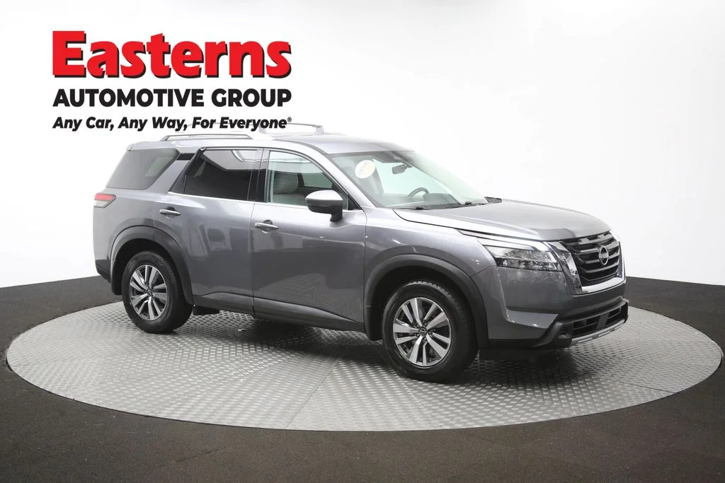 Used 2023 Gray Nissan SL image 48