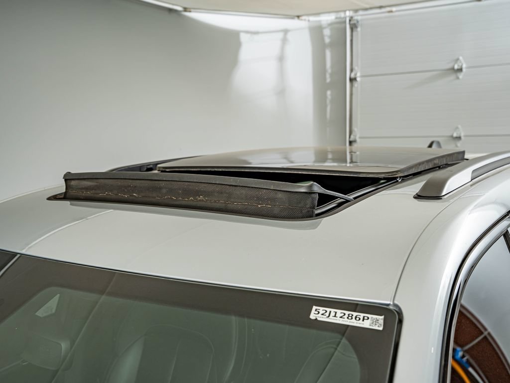 Used 2025 Silver Zynith Jeep Limited image 17