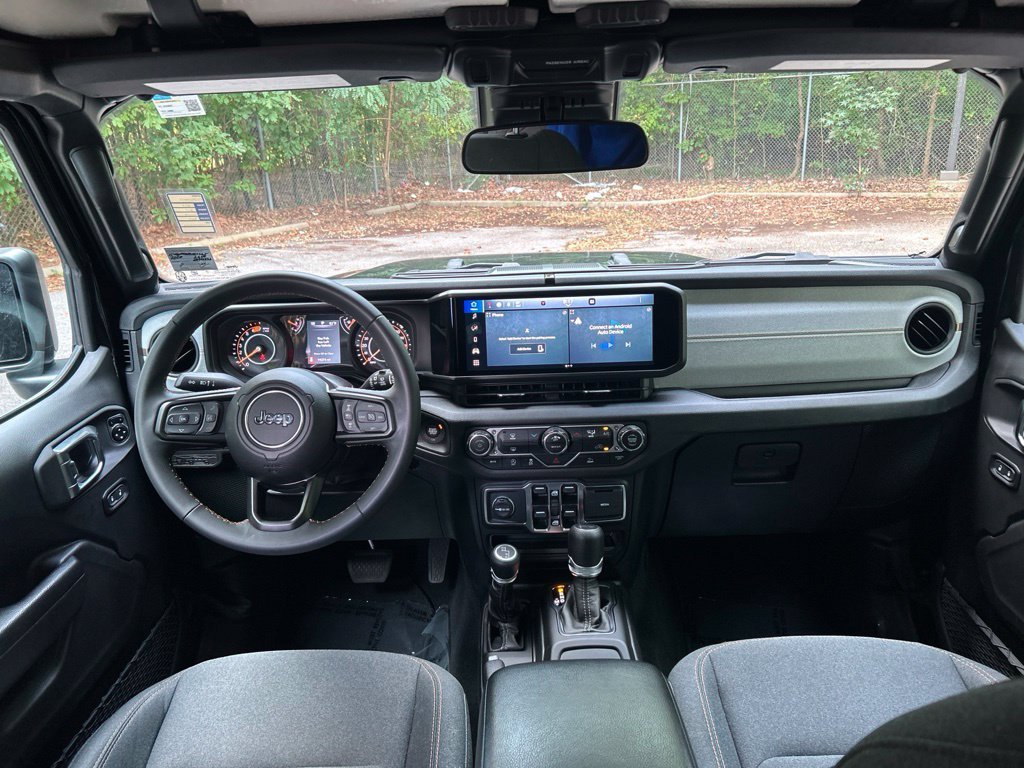 Used 2024 Black Jeep Sport S image 27