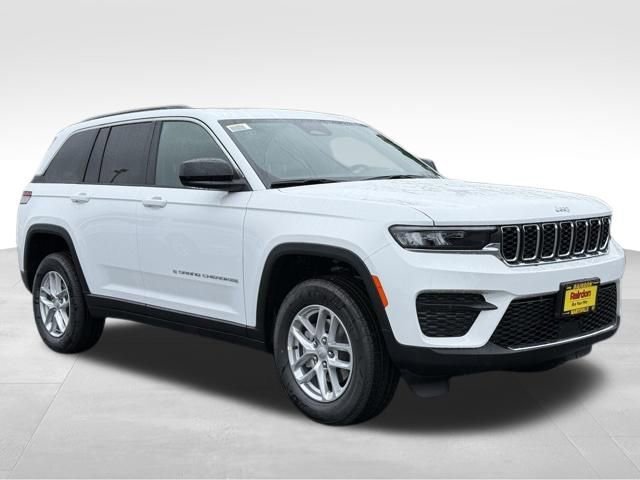 NEW 2026 JEEP GRAND CHEROKEE LAREDO X 4X4