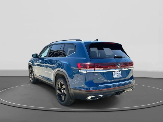 2026 Volkswagen Atlas photo 3