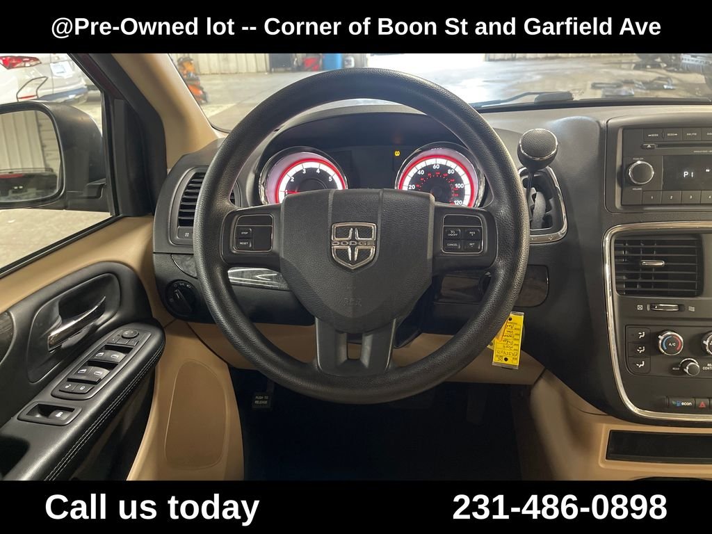 Used 2014 Red Dodge SE image 17