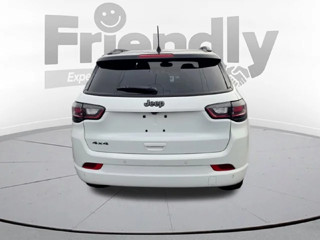 Used 2024 White Jeep Limited image 6