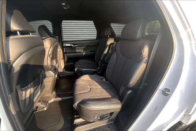 2024 Hyundai Palisade Calligraphy Night Edition - Photo 24