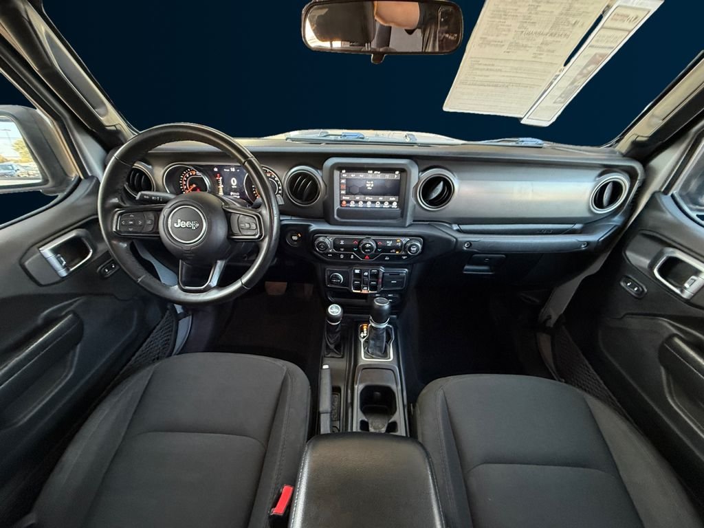 Used 2022 Silver Jeep Willys image 12