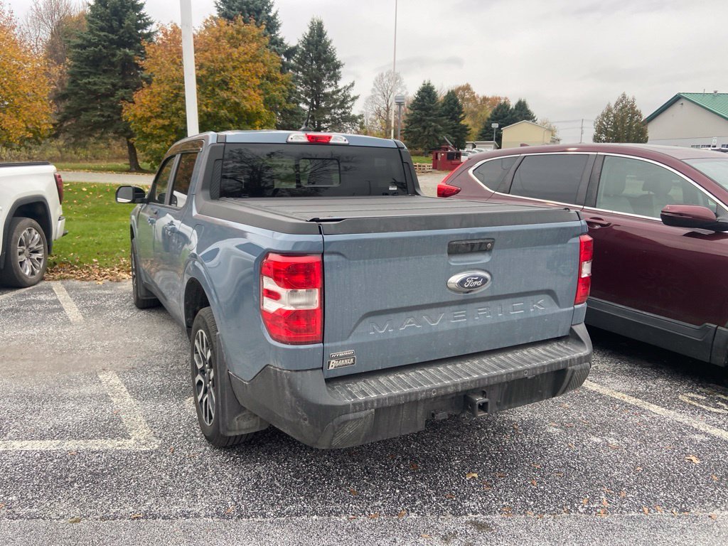 New 2024 Azure Gray Metallic Ford Lariat image 4