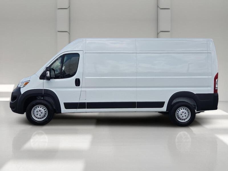New 2026 Bright White Clear-Coat Exterior Paint RAM TRADESMAN 2500 HIGH ROOF 159" WB W/PASS SEAT image 2