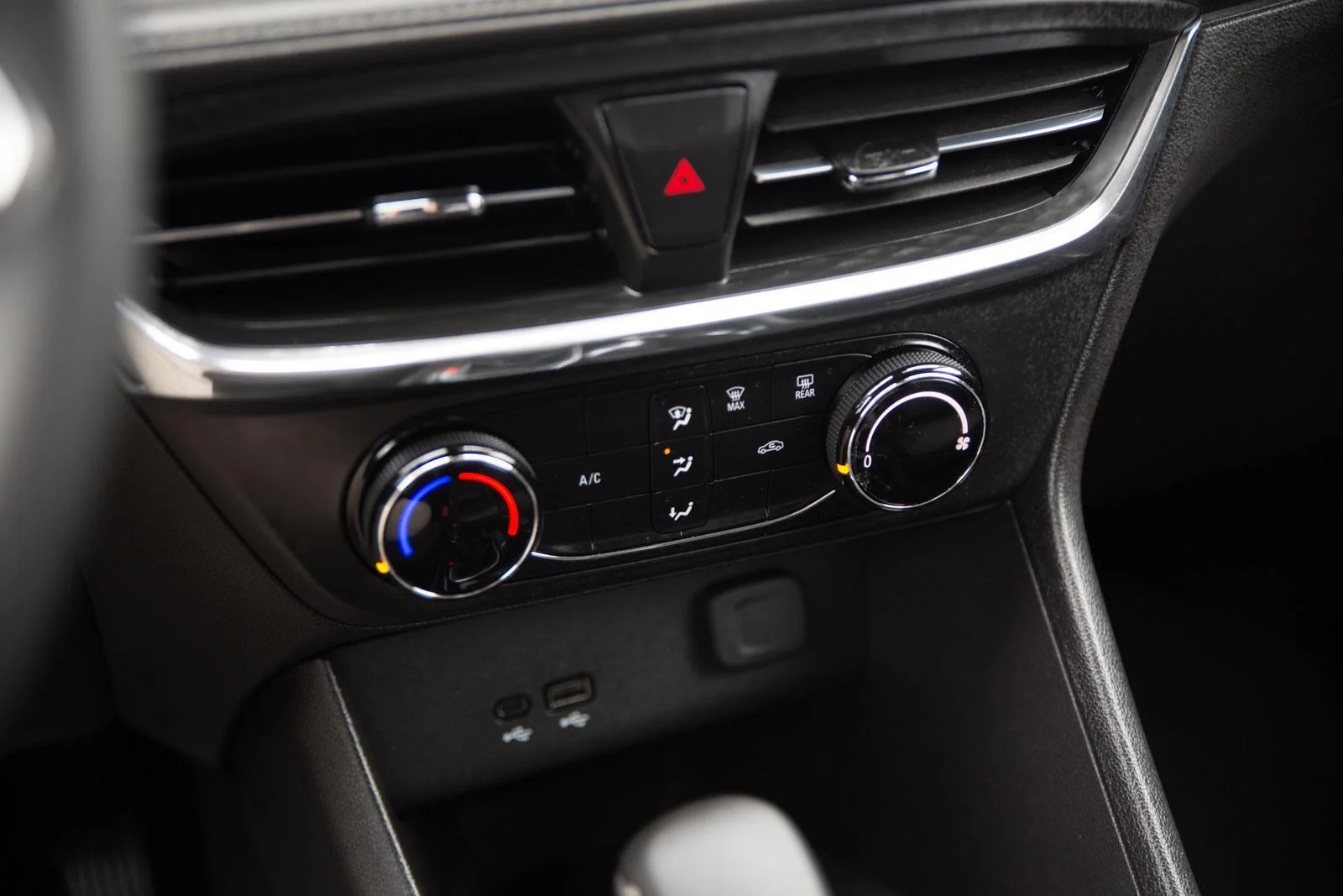 2025 Buick Encore GX Preferred - Photo 10