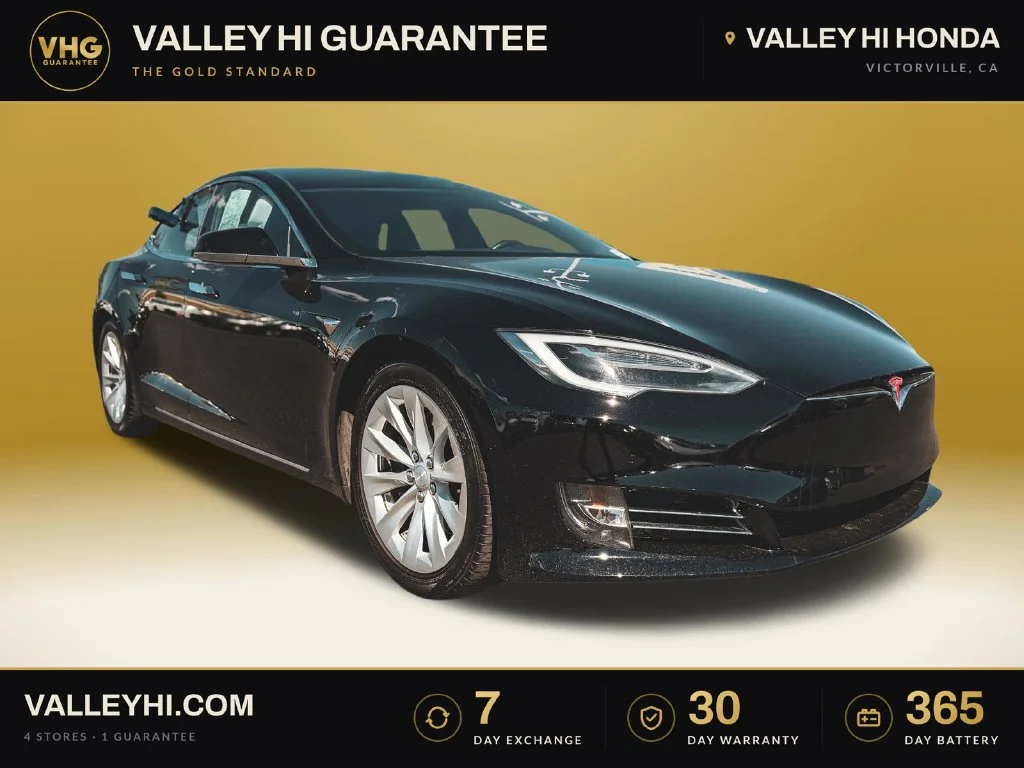 Used 2018  Tesla  image 1