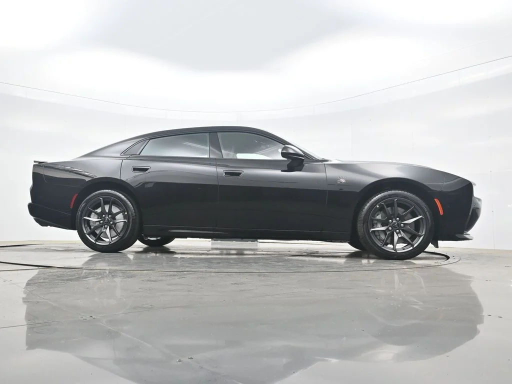 New 2026 Diamond Black Crystal Pearlcoat Dodge Scat Pack image 35