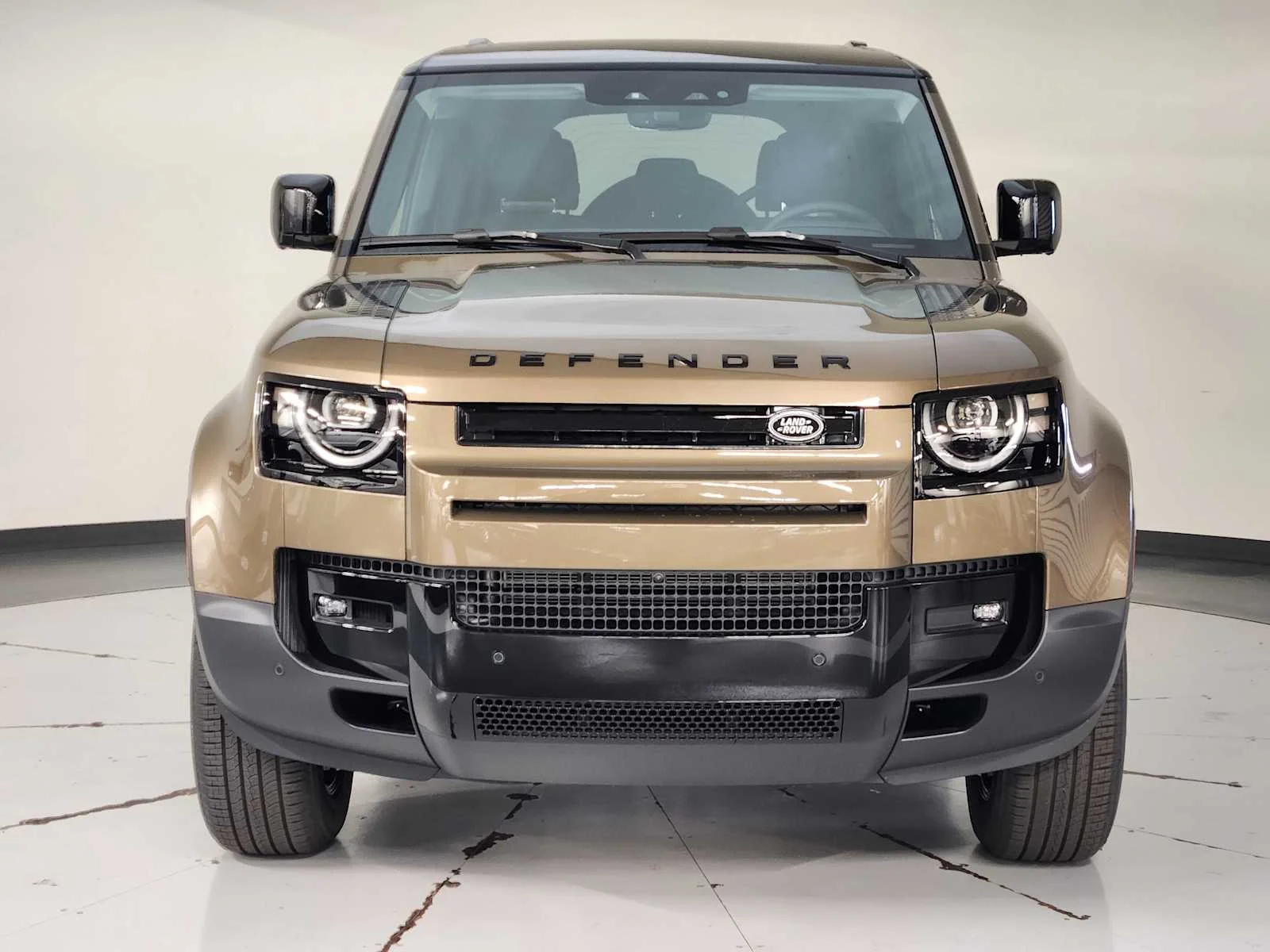 New 2026 Gondwana Stone Metallic Land Rover S image 17