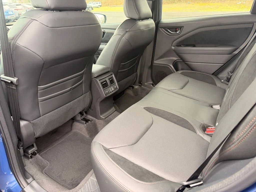 New 2026 DAYBREAK BLUE PEARL Subaru Touring image 63