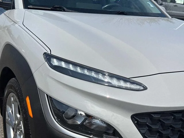 Used 2022 Silver Hyundai SEL image 10