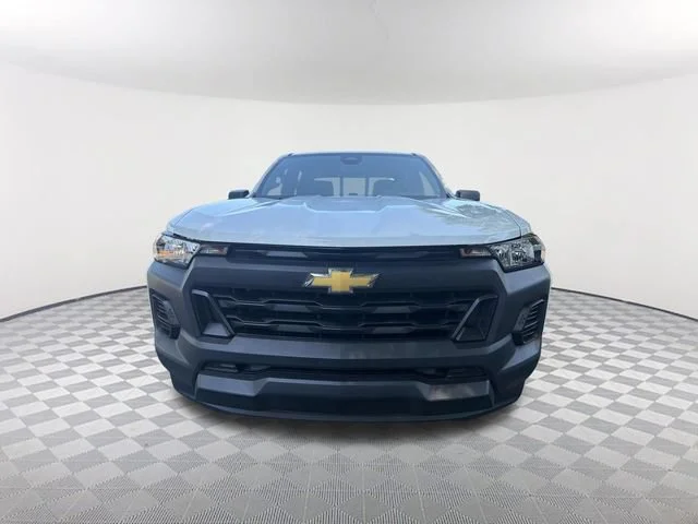 Used 2025 Summit White Chevrolet WT/LT image 2