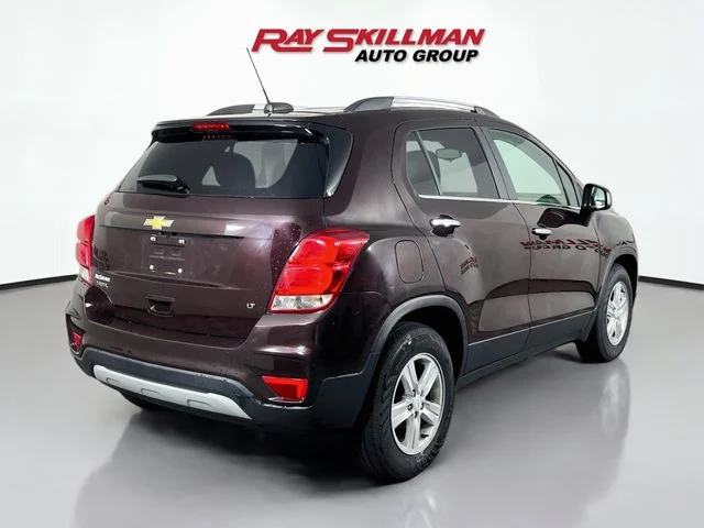 Used 2020 Red Chevrolet LT image 7