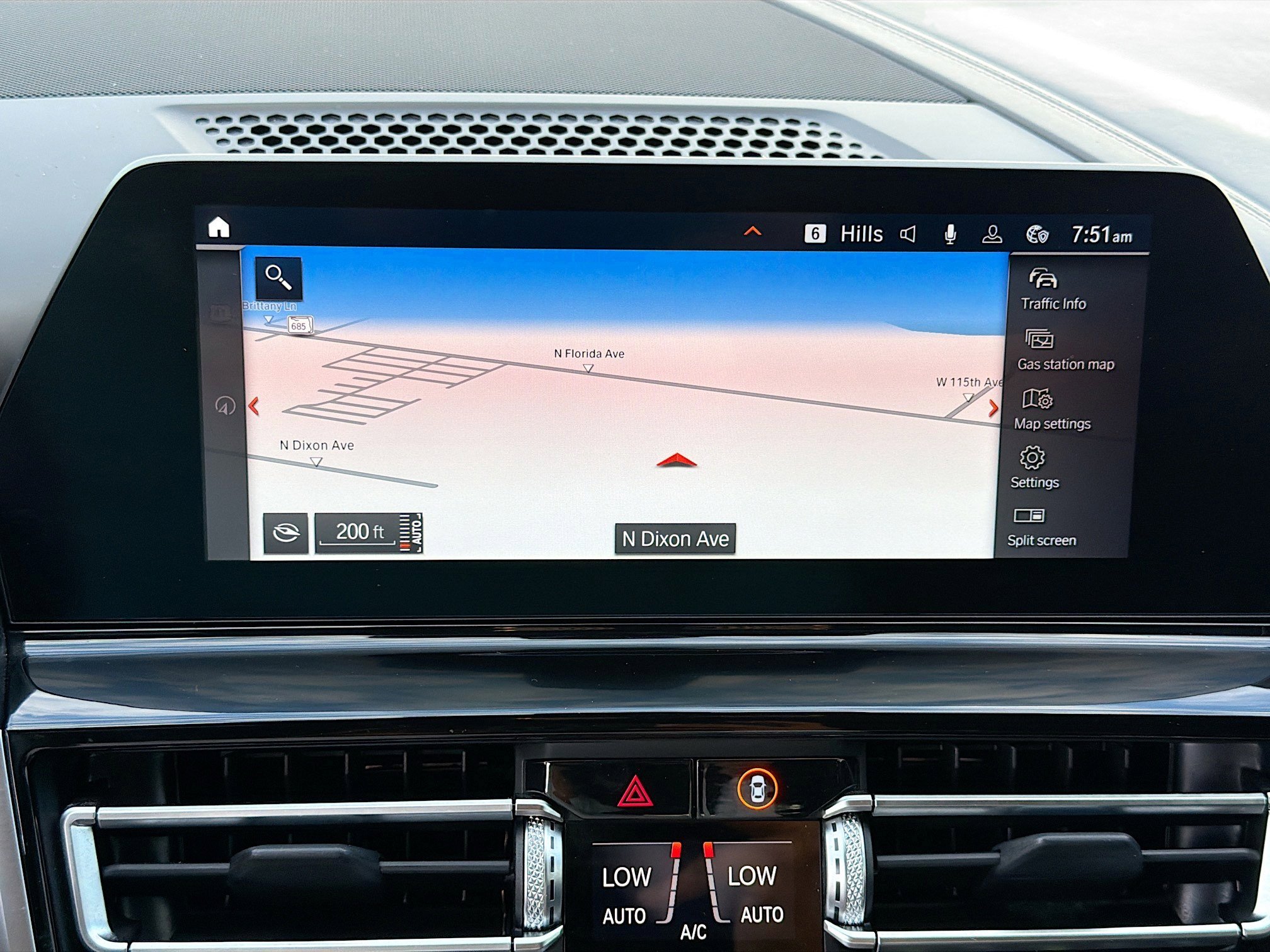 Used 2022 Black Sapphire Metallic BMW M850i image 32