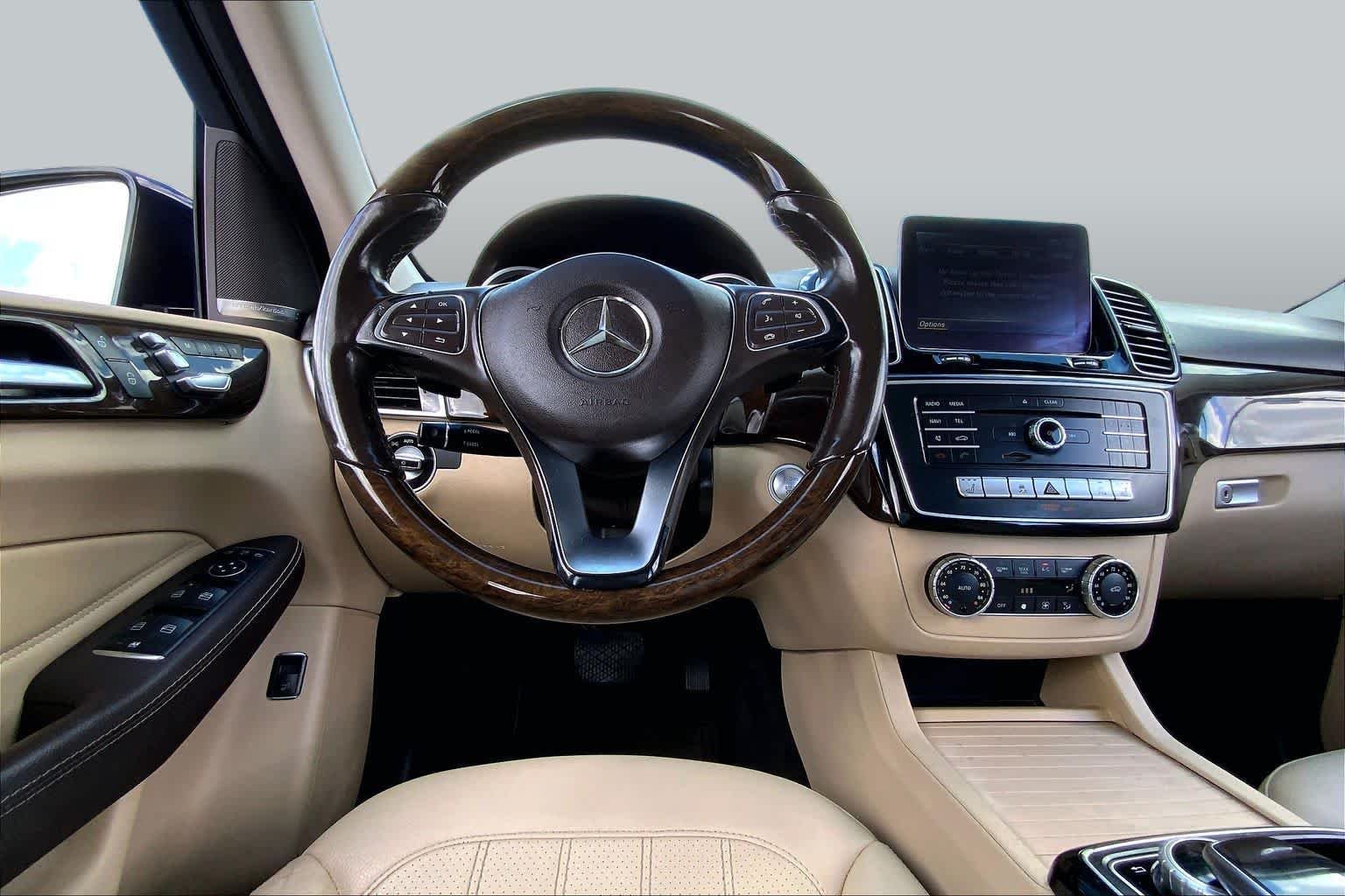Used 2016 Lunar Blue Metallic Mercedes-Benz GLE 350 image 5