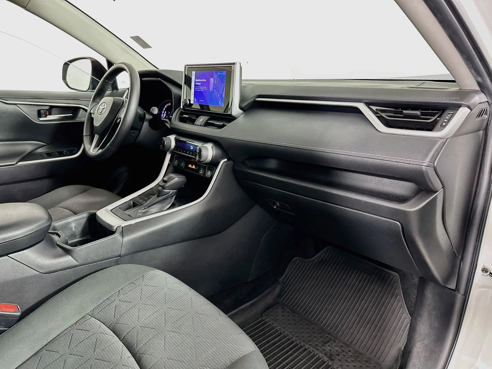 Used 2023 Ice Toyota XLE image 30