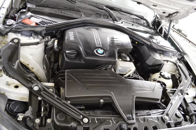 Used 2016 Silver BMW xDrive image 45
