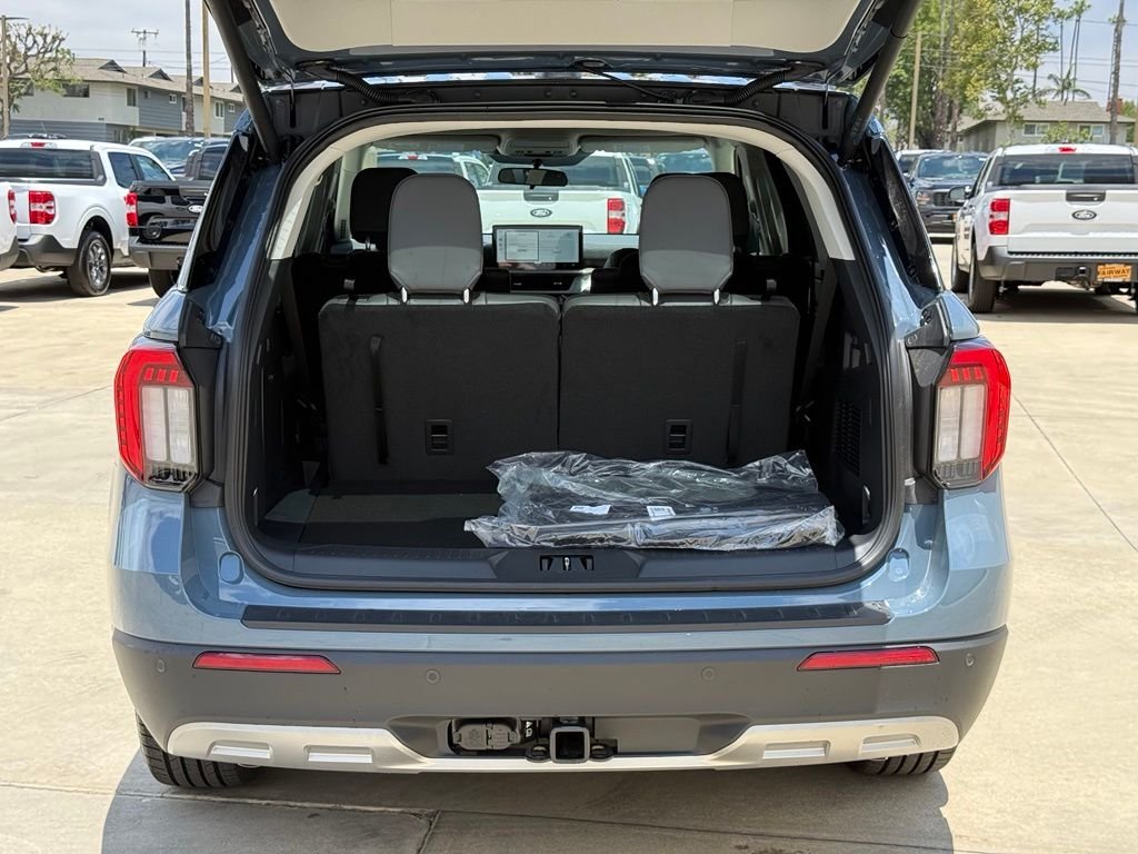 New 2026 Vapor Blue Metallic Ford Active image 16