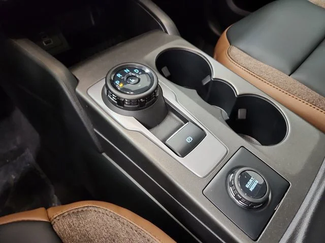 New 2026 Carbonized Gray Metallic Ford Outer Banks image 19