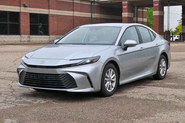 Used 2026 Silver Toyota LE image 7