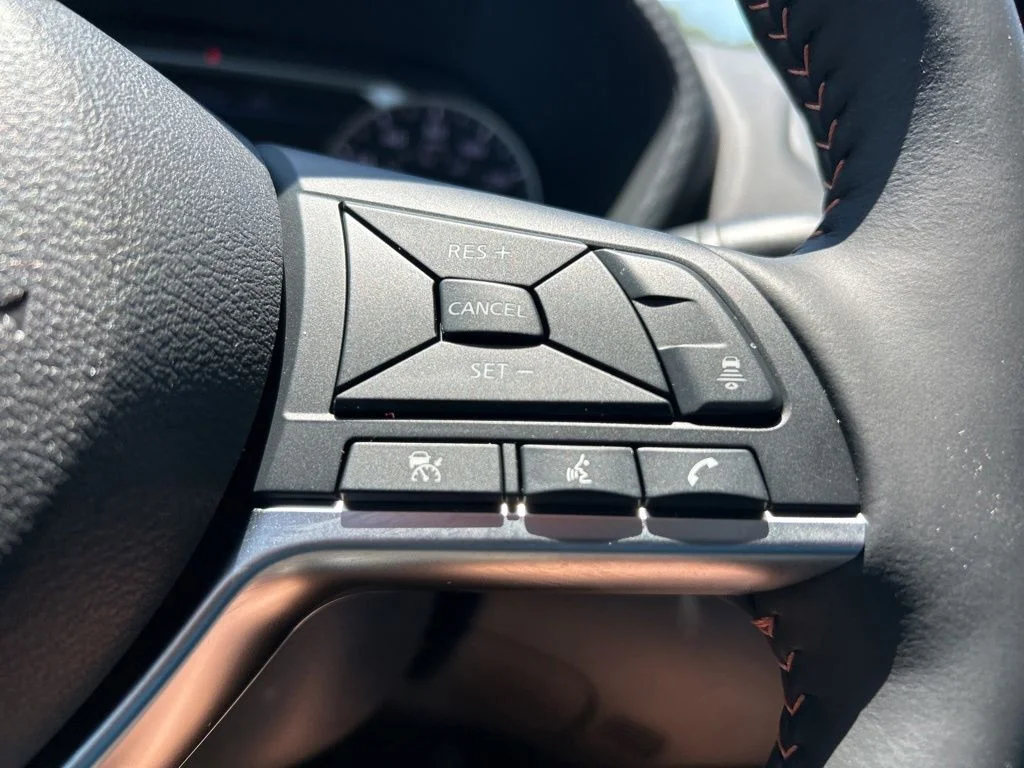 2025 Nissan Sentra SR - Photo 28
