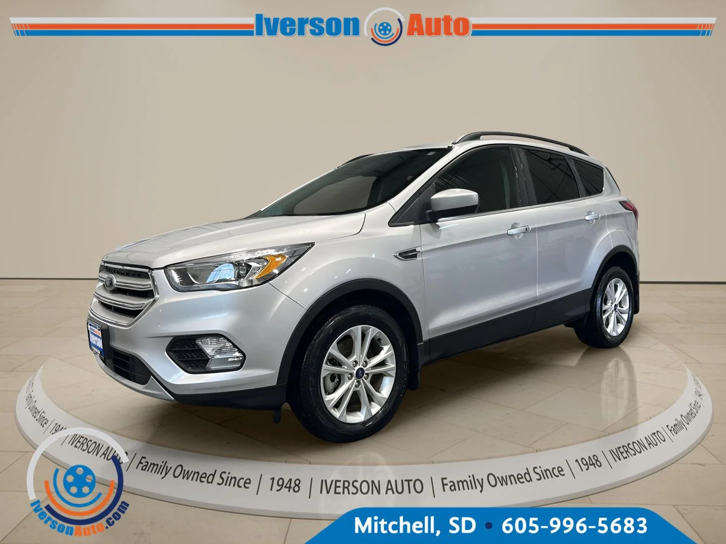 Used 2019 Ingot Silver Ford SEL image 3