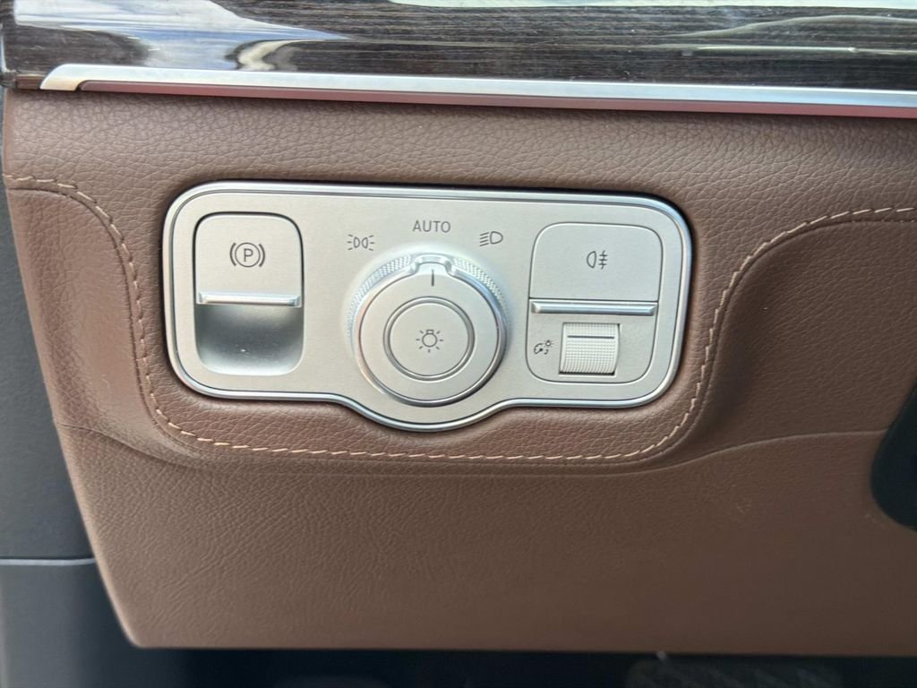 Certified Used 2024  Mercedes-Benz GLE 350 image 21