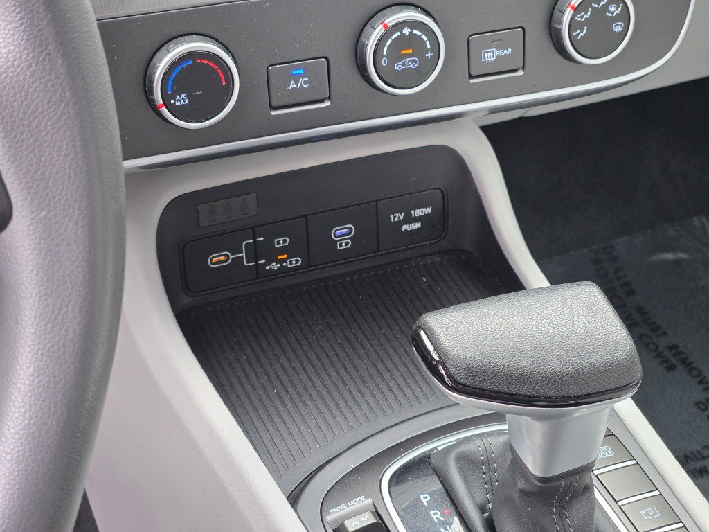 Certified Used 2024 Denim Blue Pearl Hyundai SE image 25