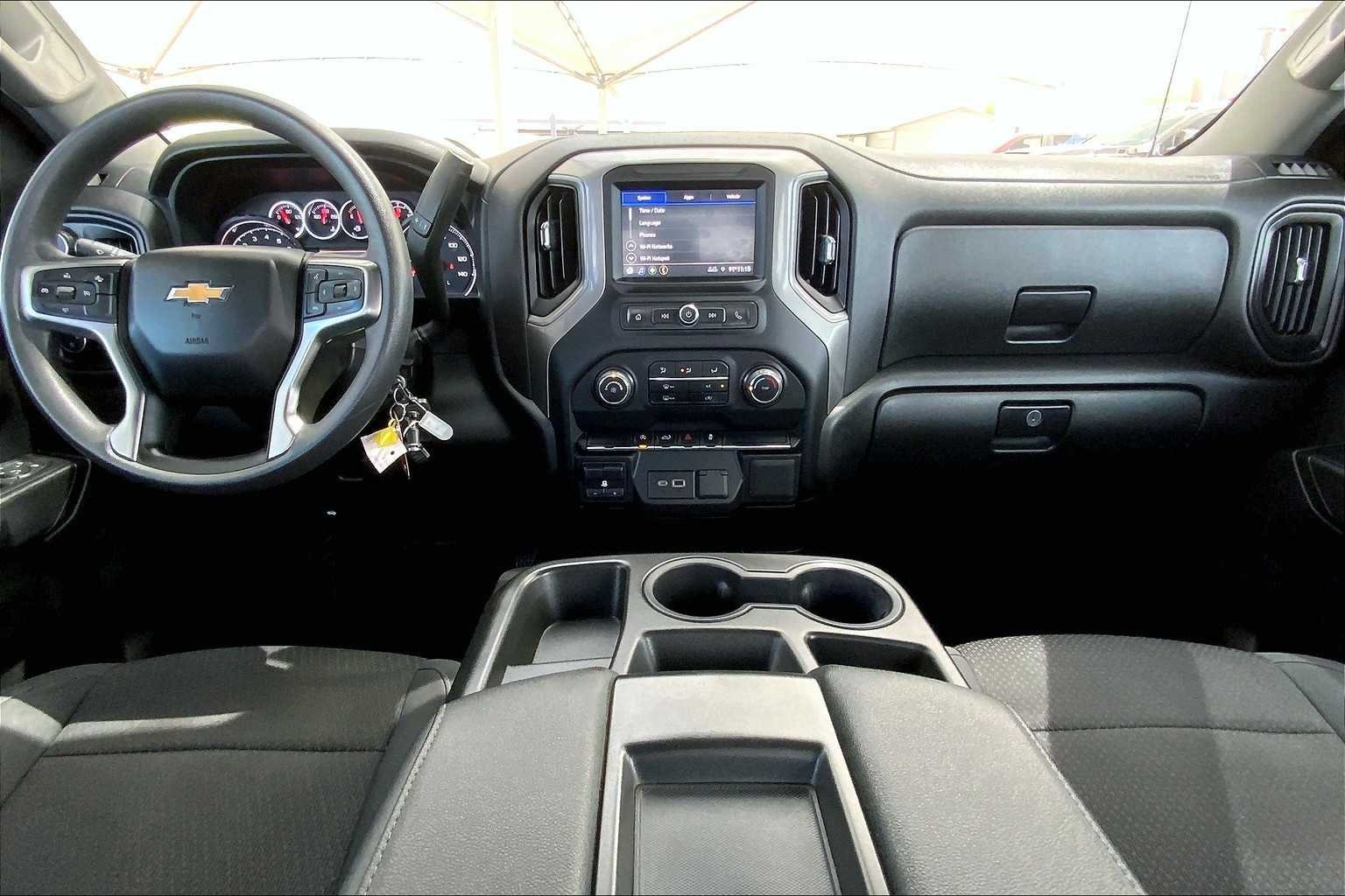 Used 2022 Satin Steel Metallic Chevrolet Custom image 16