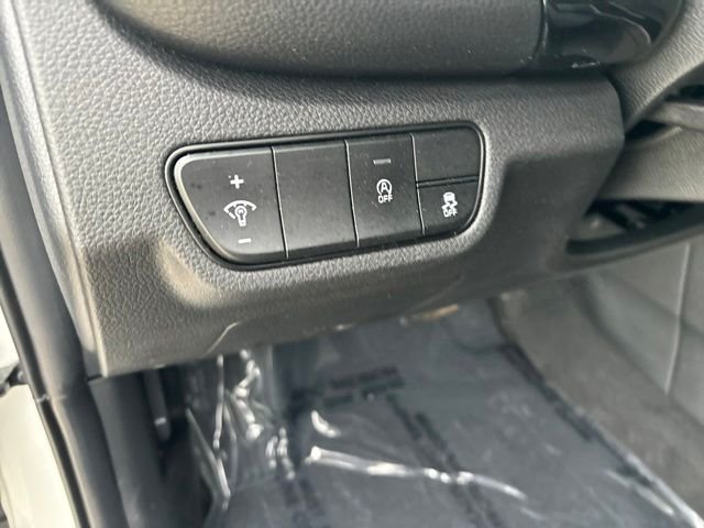 Used 2024 White Kia S image 14