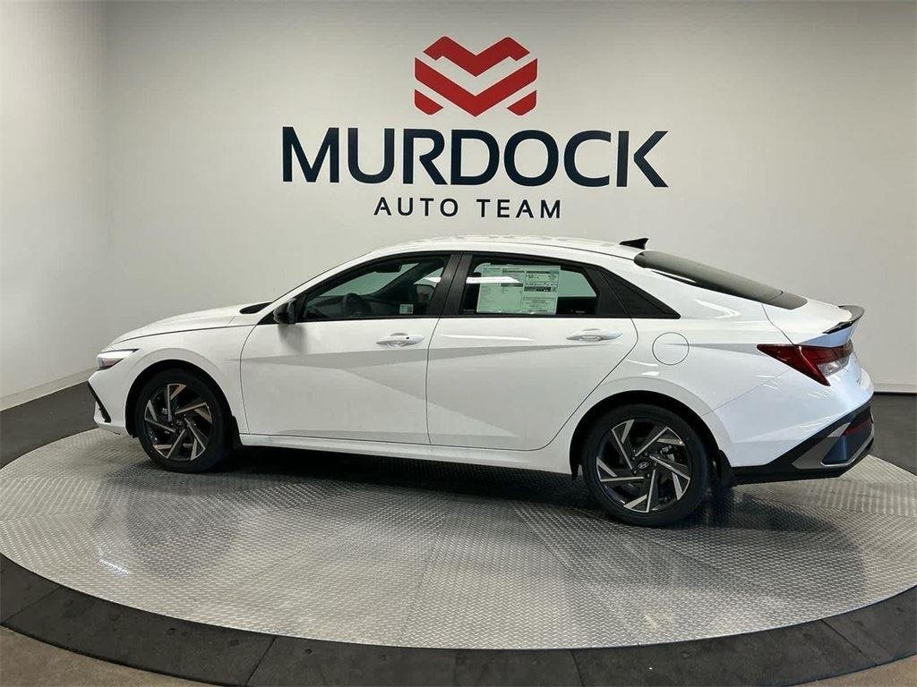 New 2025 Serenity White Hyundai SEL Sport image 5