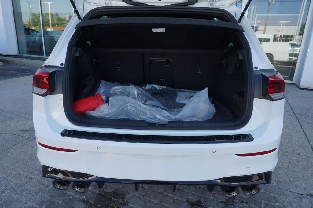 New 2026 White/off-white Volkswagen 2.0T image 31