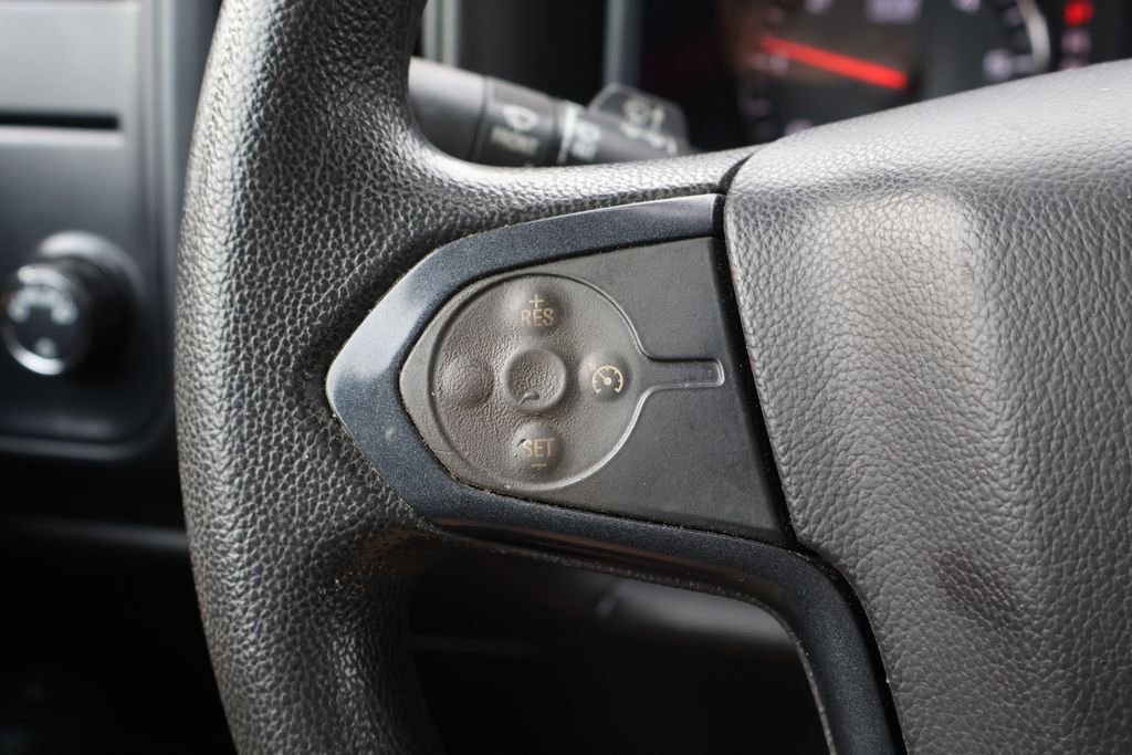Used 2018 BLACK Chevrolet Custom image 20