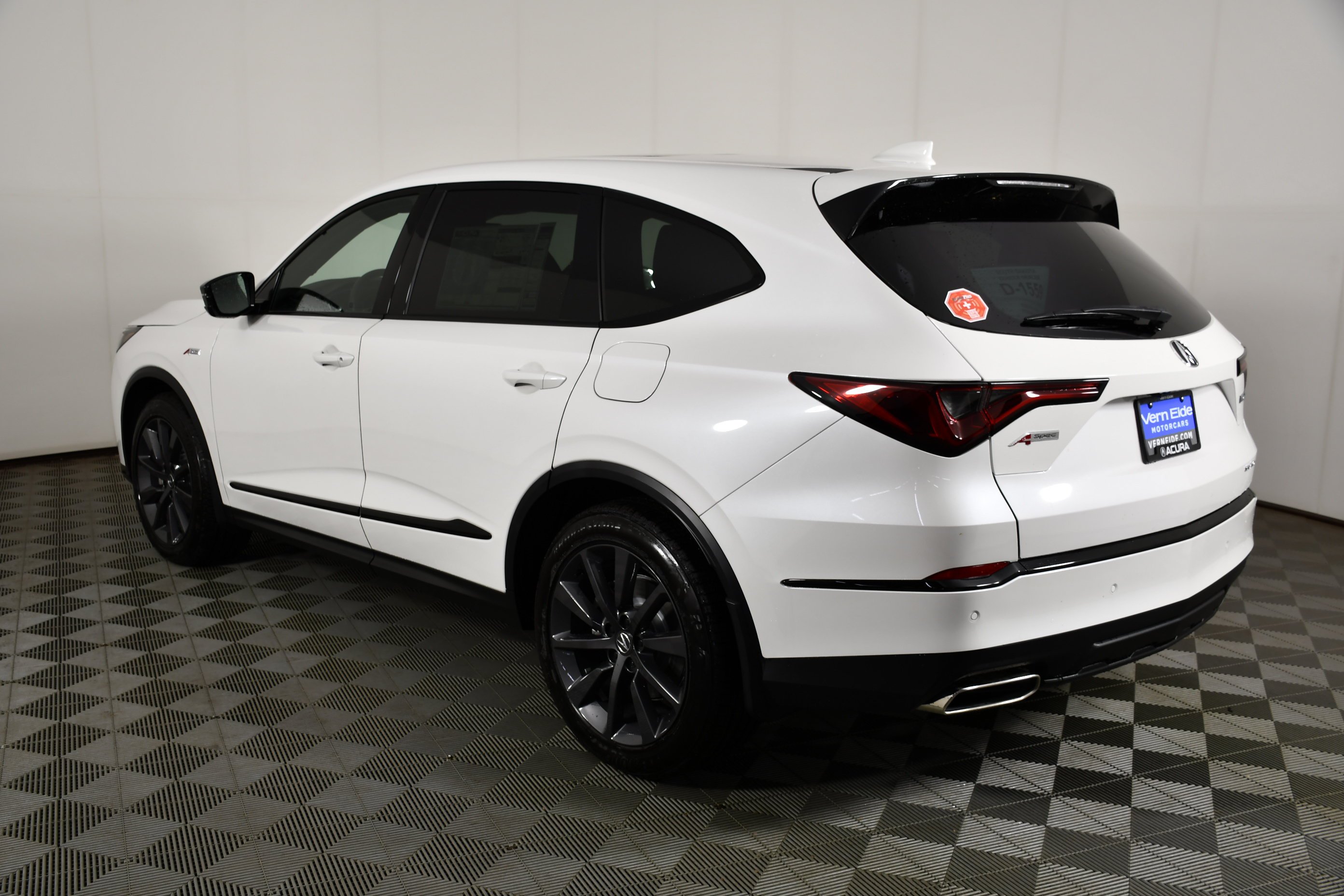 2026 Acura MDX A-Spec Package - Photo 8