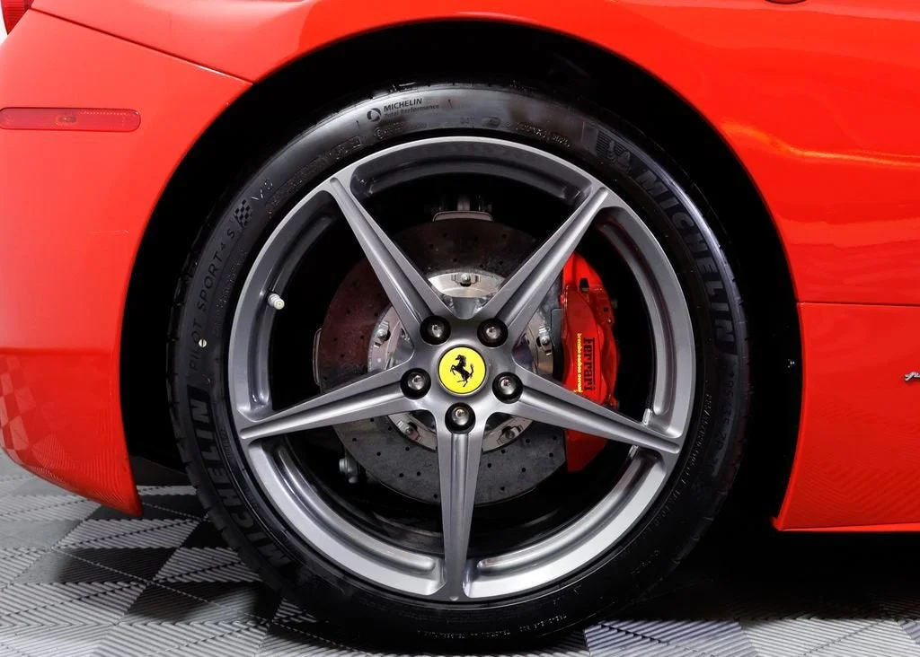 Certified Used 2014 Rosso Corsa Ferrari Base image 11