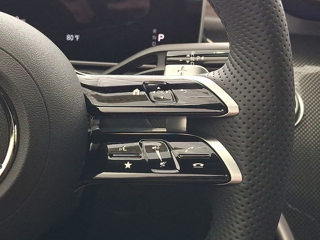 2025 Mercedes-Benz C-Class Sedan C 300 - Photo 18