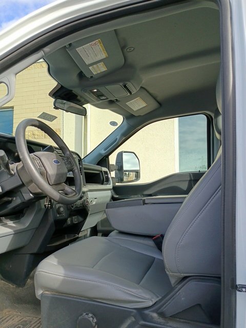 Used 2023 White Ford XL image 5