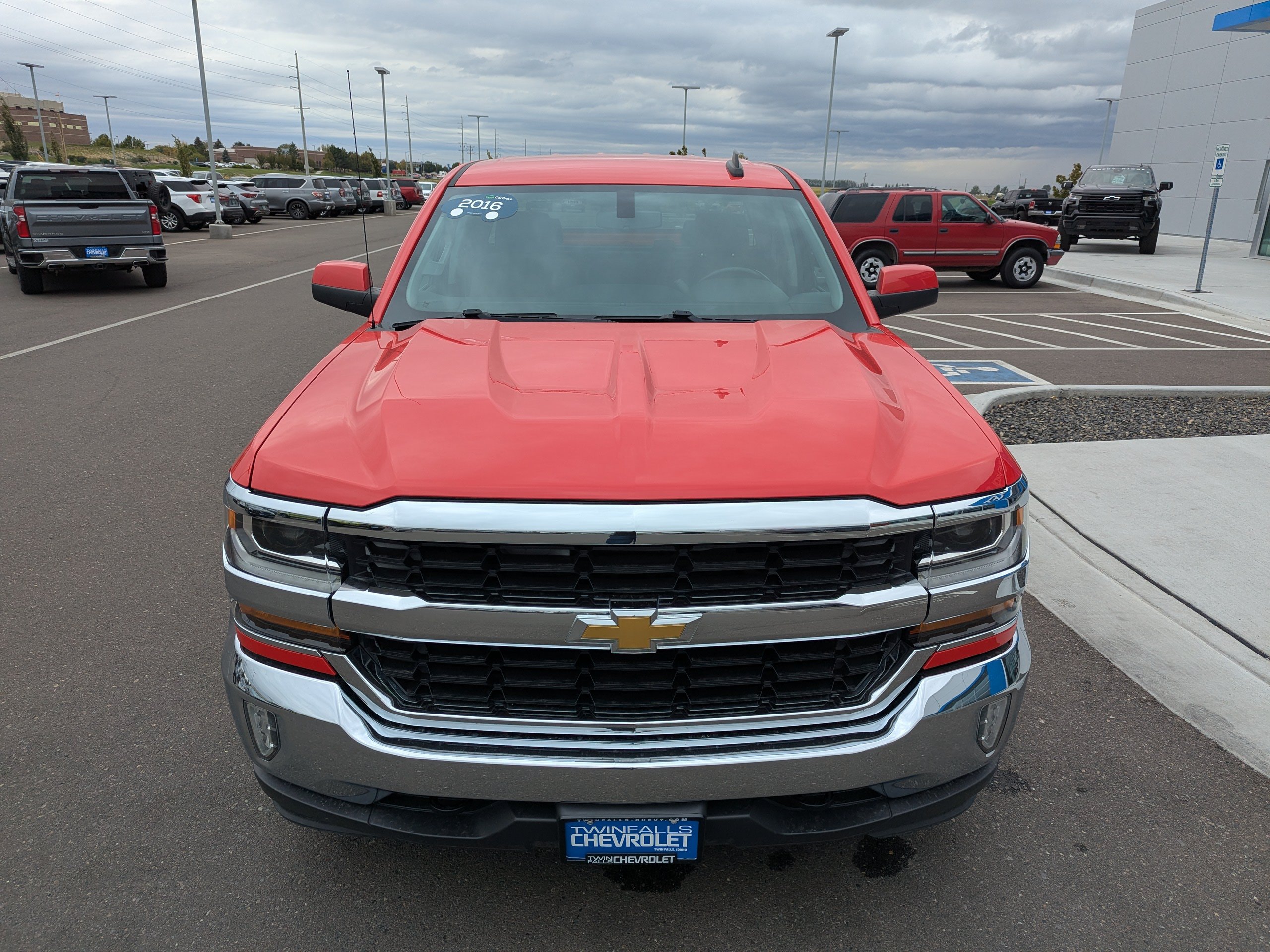 2016 Chevrolet Silverado 1500 LT - Photo 6