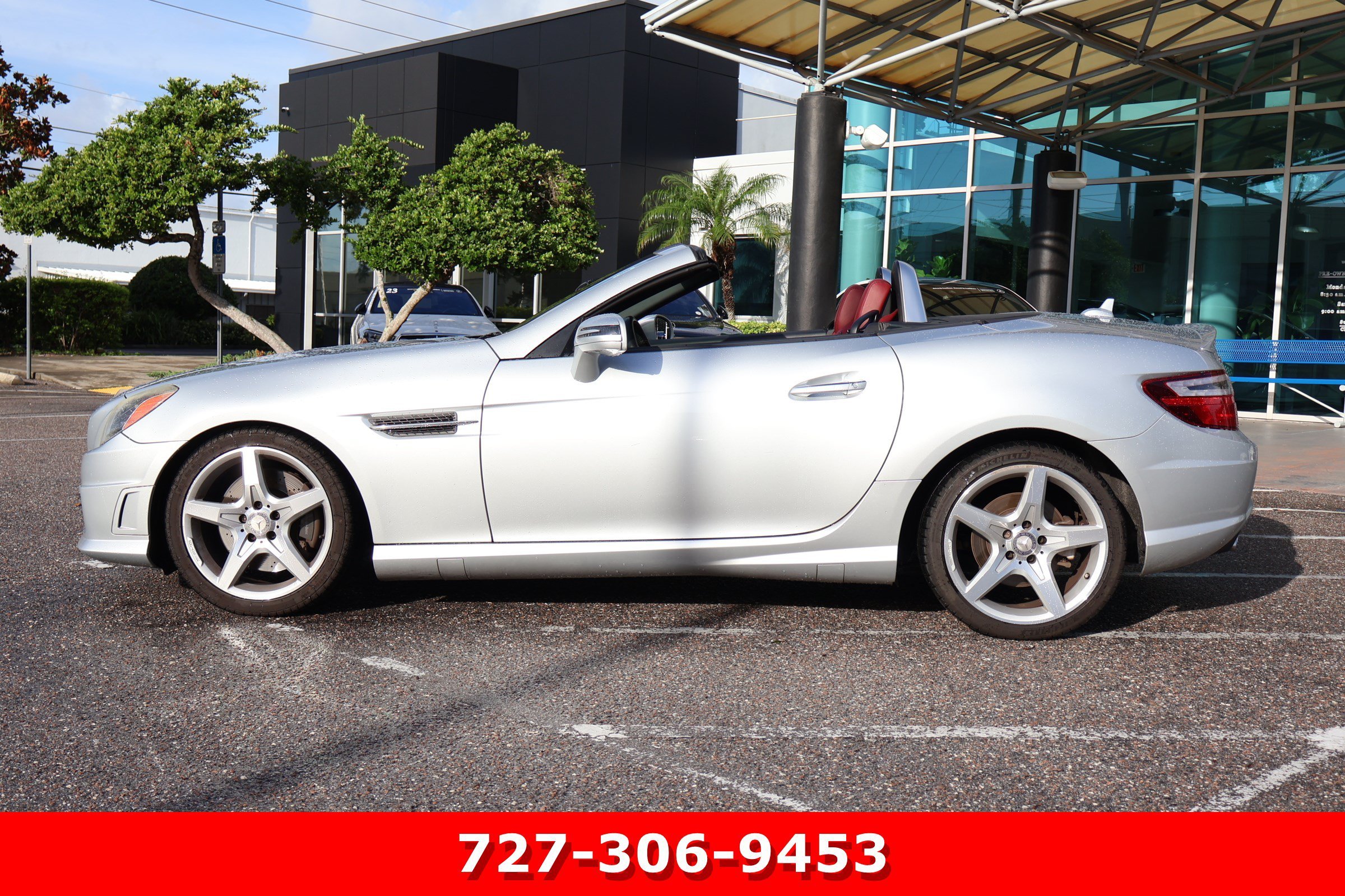Used 2016 Silver Mercedes-Benz SLK 300 image 6