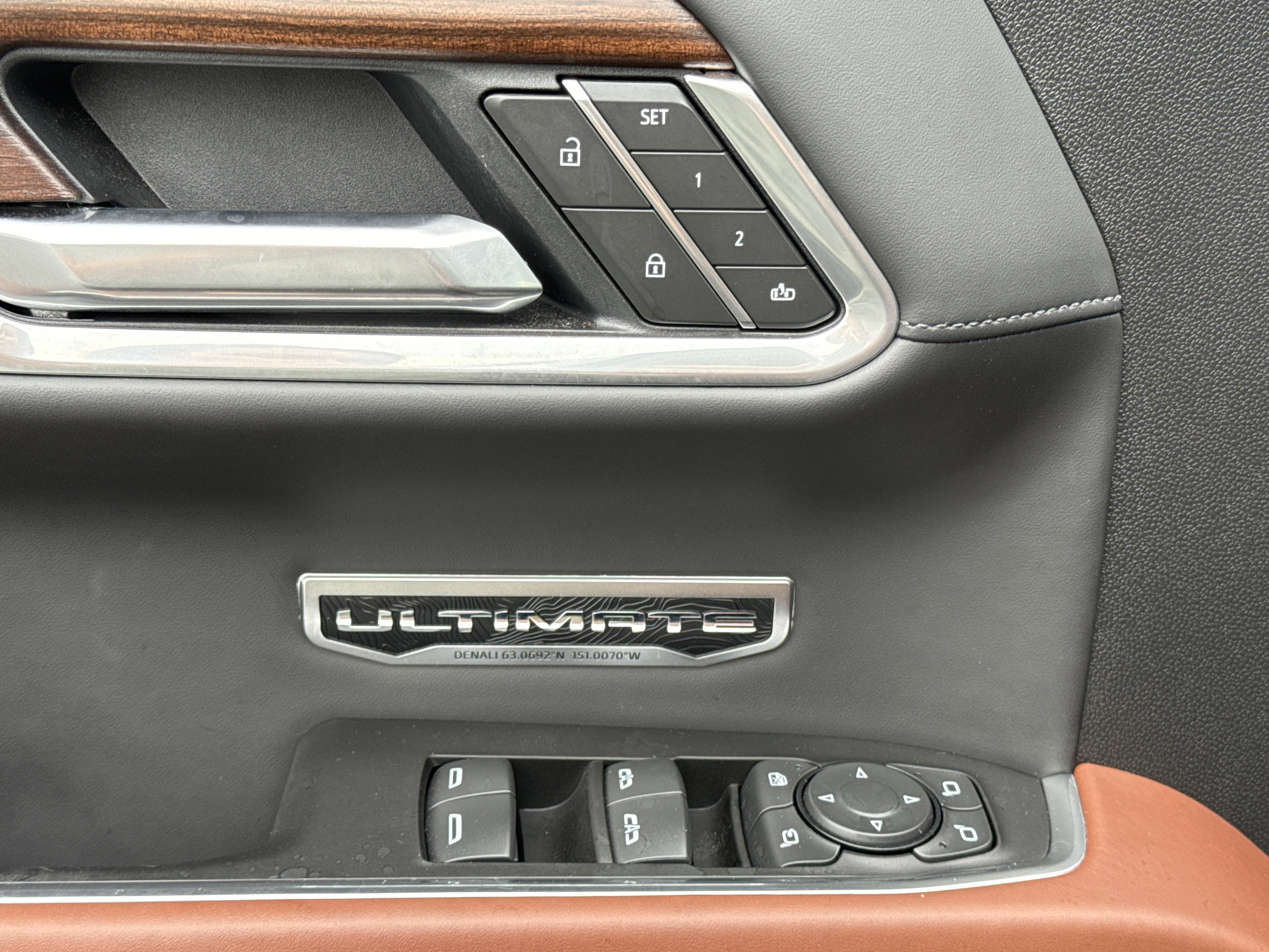 Used 2026 Onyx Black GMC Denali Ultimate image 19
