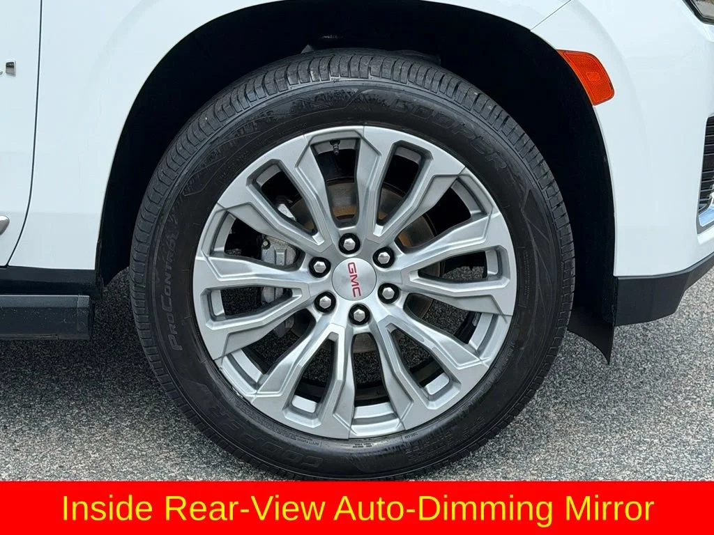 Used 2023 SUMMIT WHITE GMC Denali image 32