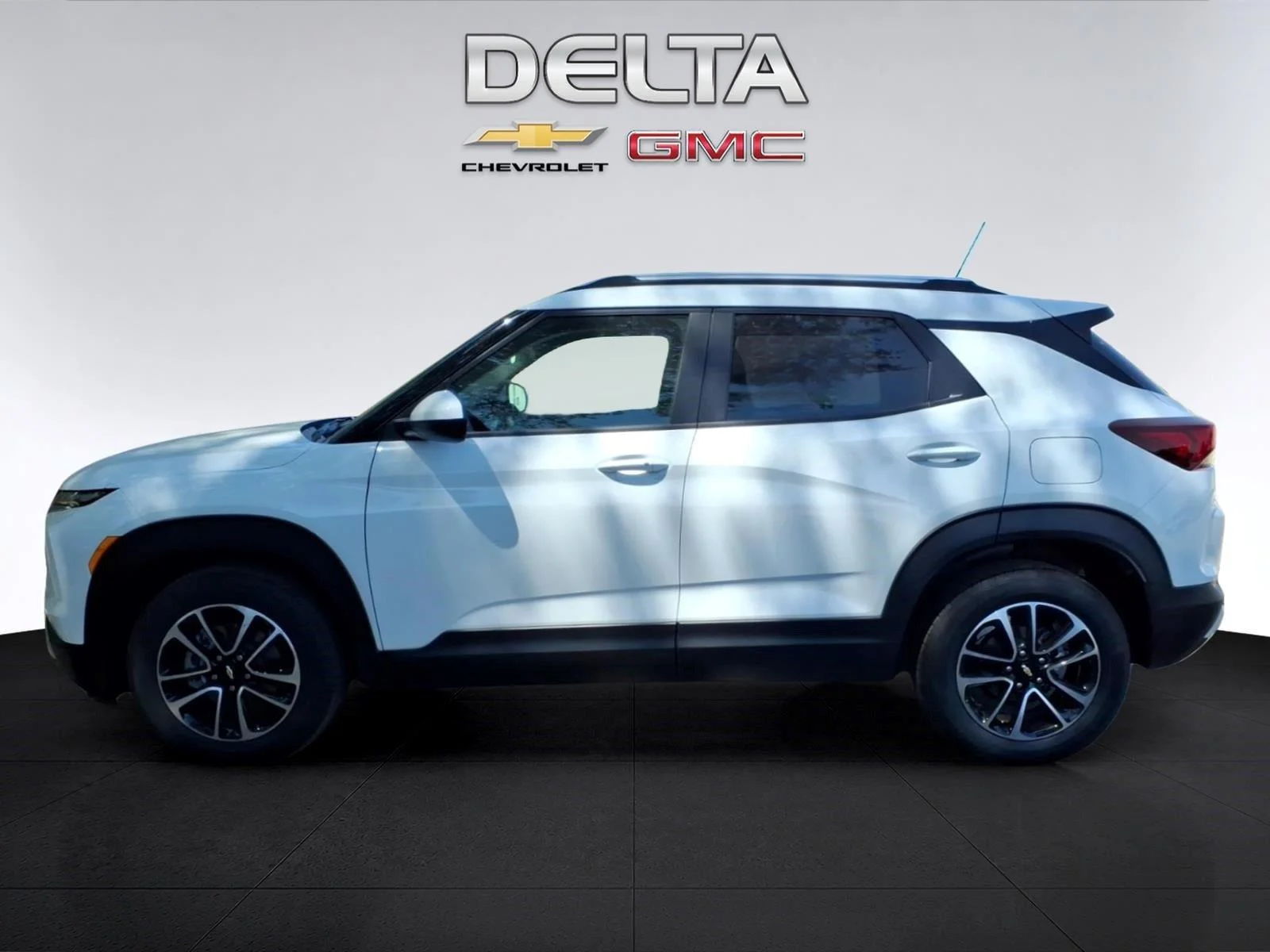 New 2026 Summit White Chevrolet LT image 2