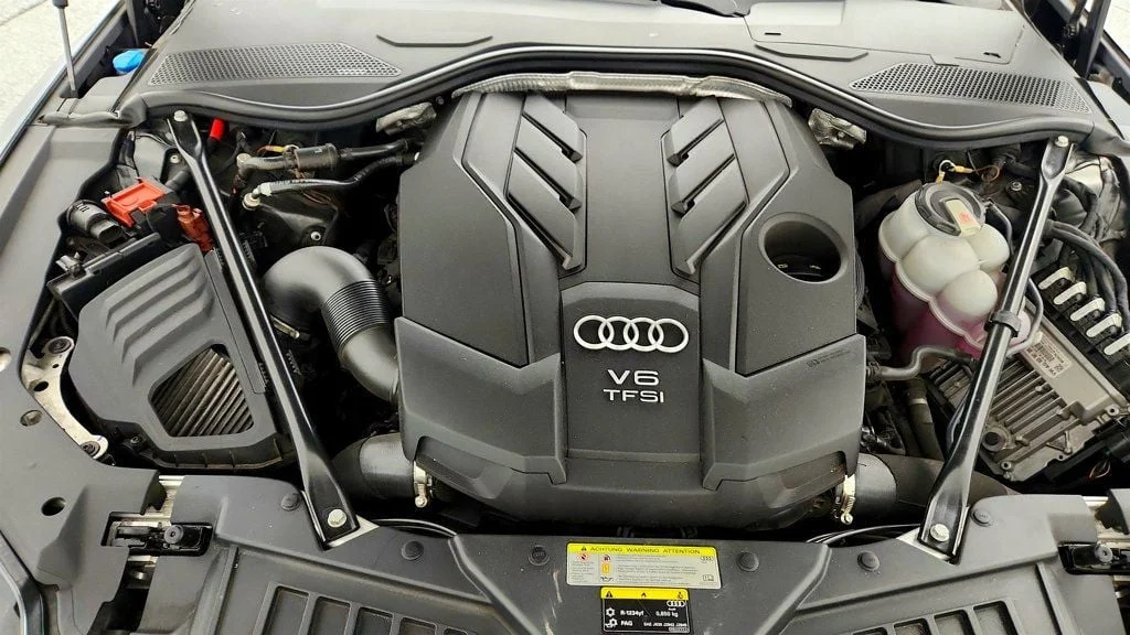 Used 2019 Vesuvius Gray Metallic Audi 55 TFSI quattro w/ Executive & Lighting Pkgs + 20’’ Wheels image 27